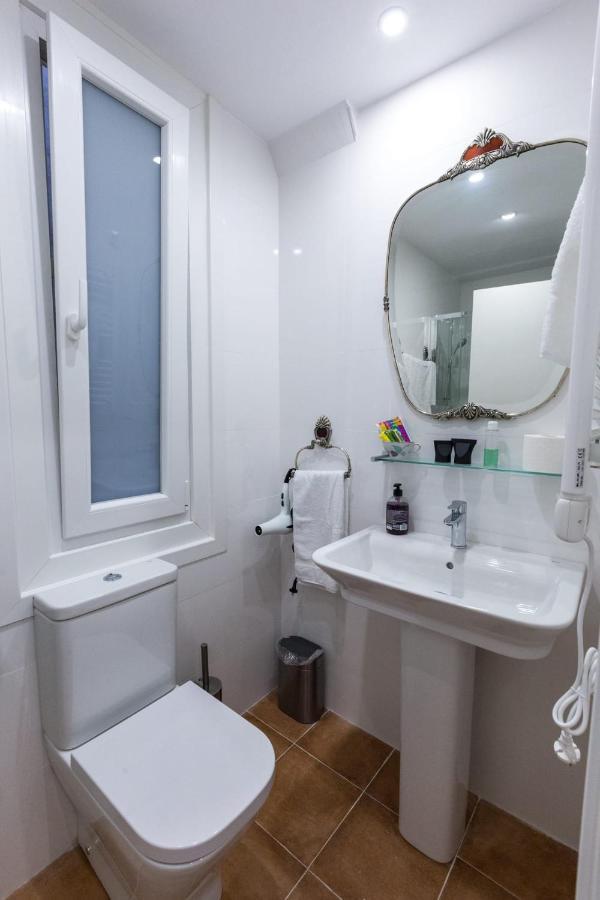 Espacioso Apartamento A Estrenar!! Casco Viejo Bilbau Exterior foto